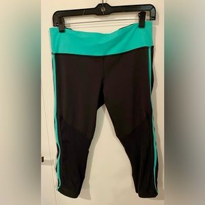Lululemon Race With Grace Crop Leggings Gray/Teal Size 8